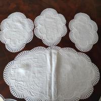 Quattro centri uncinetto lino