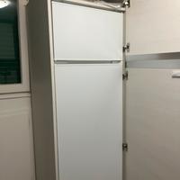 Frigorifero (con surgelatore) perfette condizioni