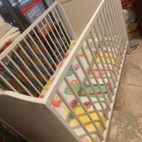 culla/ lettino bianco