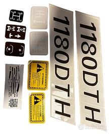 Scritte Fiat 1180 DTH