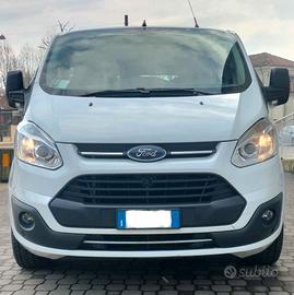 Ford Custom Tourneo