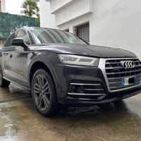 Audi Q5 40 TDI quattro S line 2019 Full Cerchi 20
