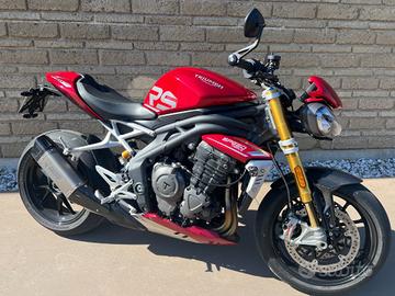 TRIUMPH Speed Triple 1200 RS