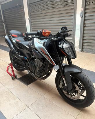 Duke 790 35 kw depo a libretto