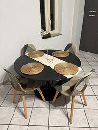 Tavolo rotondo + 4 sedie