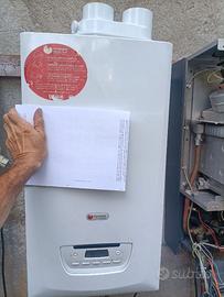 Caldaia Thema 3 25 SE camera stagna gas metano
