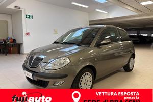 Lancia Ypsilon 1.2 16v Oro