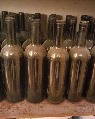 Bottiglie vino vuote