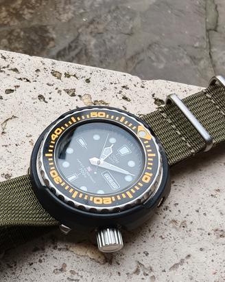 ricoh Tuna diver 700m seiko skx 7549 7c46
