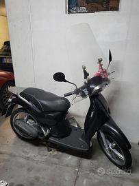 Aprilia Scarabeo 100 - 2012