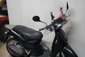 Aprilia Scarabeo 100 - 2012