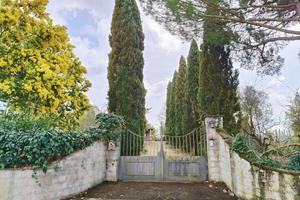 Villa o villino Giove [Cod. rif 3296303VRG]