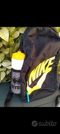 Zaino Nike , info in descrizione