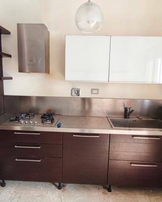 cucina completa, perfette condizioni