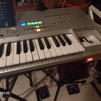 Tastiera Yamaha tyros 1 con emulatore usb.