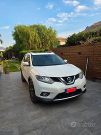 Nissan Xtrail Tekna full optional 1.6 130 cv