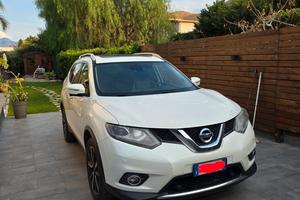 Nissan Xtrail Tekna full optional 1.6 130 cv