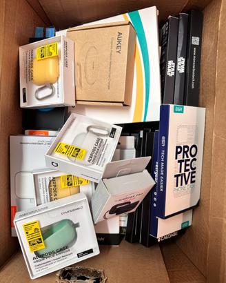 Cover per iPhone e AirPods