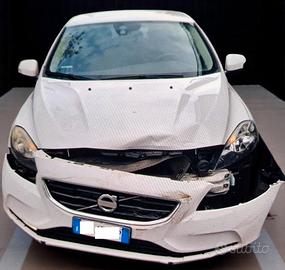 VOLVO V40 1.6 D2 Diesel(114 CV / 84 kW D)anno 2013