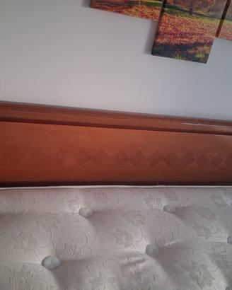 Letto matrimoniale con materasso