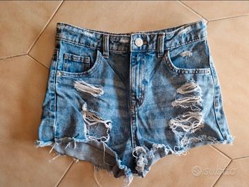 Short OVS strappato con orlo a taglio vivo tg 38