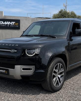 Land Rover Defender 110 3.0D I6 200 CV X-Dynamic S