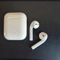 Apple AirPods 2 con custodia