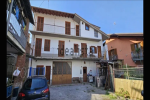 Intera casa indipendente a Borgo San Dalmazzo Cune