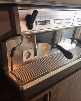 macchina per caffe espresso Nuova Simonelli Appia