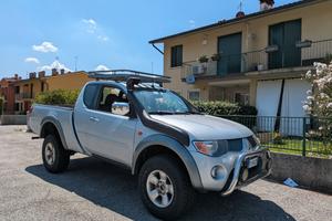 L200 super select medium cab