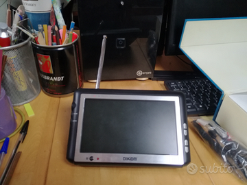 TV a colori con schermo LCD da 7 pollici