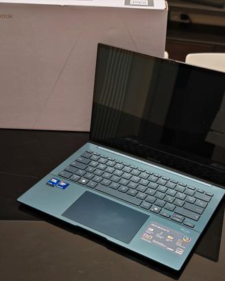 ASUS Zenbook 14 UX3405C pari al nuovo