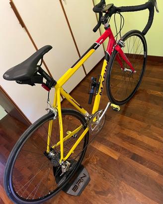 Bici da corsa in alluminio