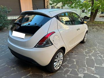 Lancia Ypsilon 1.3 Multijet