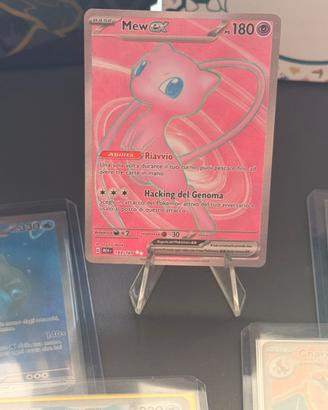 Carta pokemon Mew ex 193/165 del set 151