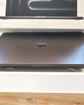 MacBook Pro 16″ M3 Pro Apple, RAM 36Gb, SSD 512Gb