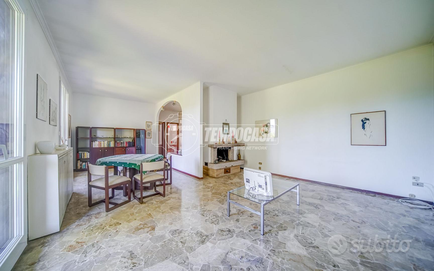Casa – Buguggiate, Varese - Vista 2