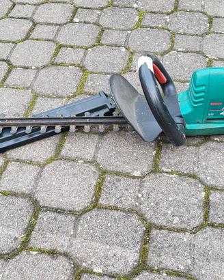 tagliasiepi bosch 400W