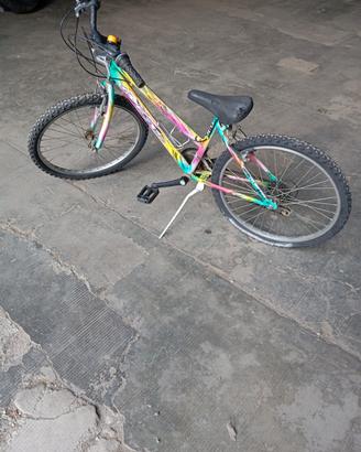 bicicletta MTB 24" ragazza con cambio 18 m