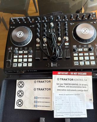 Traktor kontrol s4