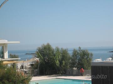 A Maggio Trilocale VISTA MARE a Lido Scacchi -458-