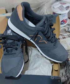 NEW BALANCE N°42