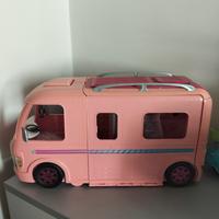 Maxi Lotto Barbie: Casa, Camper, Macchina, Bambole