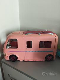 Maxi Lotto Barbie: Casa, Camper, Macchina, Bambole