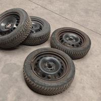Gomme 4 stagioni Smart 453