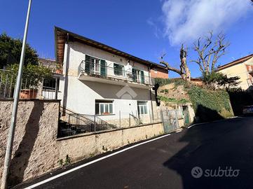 VILLA SINGOLA A CAVE