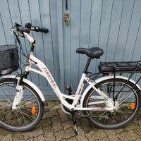 Bicicletta elettrica pedalata assistita