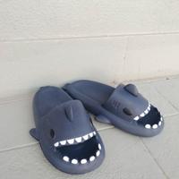 ciabatte squalo 🦈