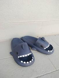 ciabatte squalo 🦈