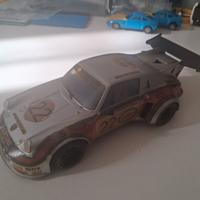 Porsche 930 Turbo 1/24 modellino in plastica